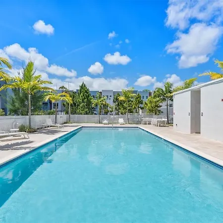 Ferienwohnung Lofts Of Aventura